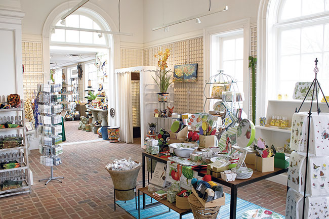 Lewis Ginter Botanical Garden Gift Shop interior store image